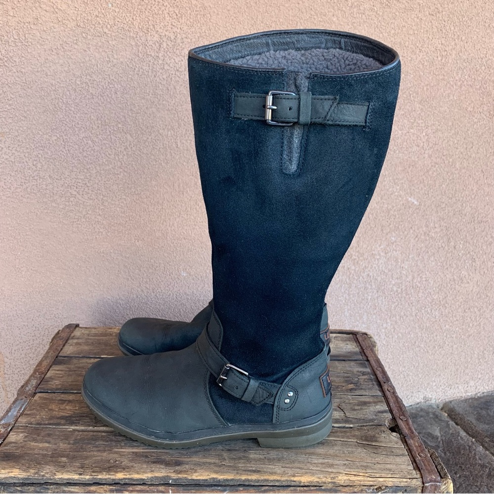 UGG Australia Thomsen Black Boots